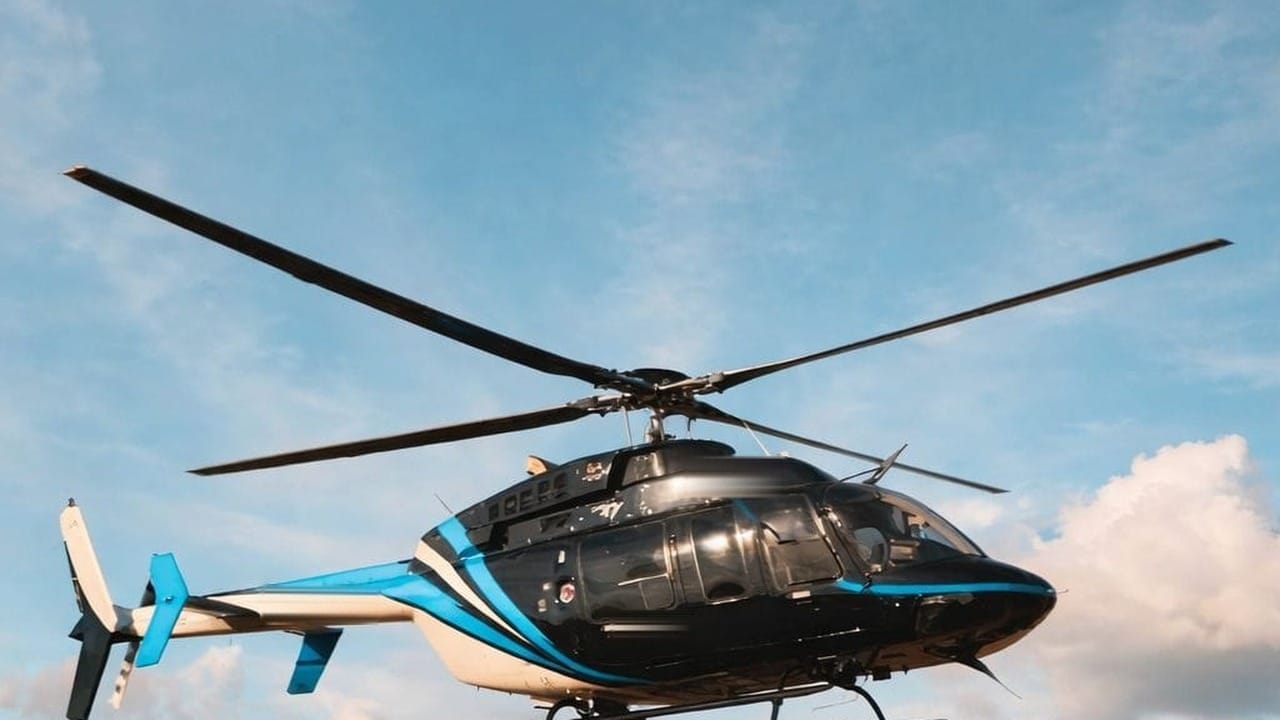 Blog da VOE MTX 4 Sobrevoo de helicóptero no Pantanal: Bell 407 decolando em Porto Jofre
